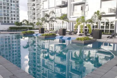 Image de Your Minimalist One Bedroom Home with Pool with WiFi & Netflix