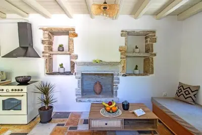 Bh921 - C - Apartment Naxos