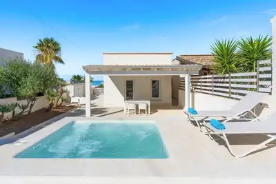 Image de Appartement avec petite piscine et mer à 50 mètres