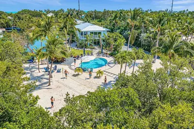 Image de Peninsula Villa / Heated Pool / Sunset Point