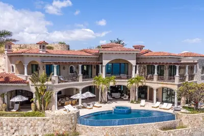 Image de Luxury 6br Villa with Private Pool and Jacuzzi