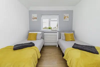 Image de Stylish apartment in Eastleigh, super close to the town centre and Southampton.