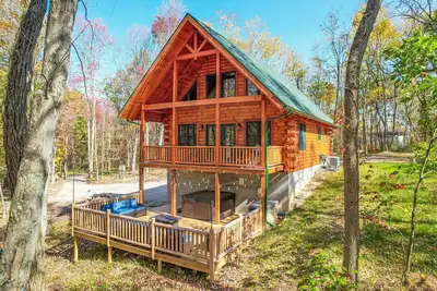 Image de Group Cabin with Hot Tub & Games