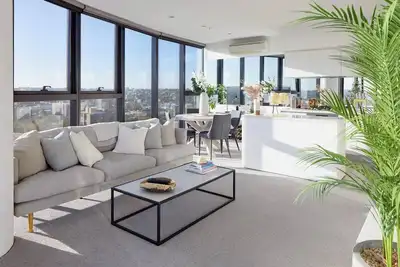 Image de Panoramic Elegance Stylish off Chapel St with Pool