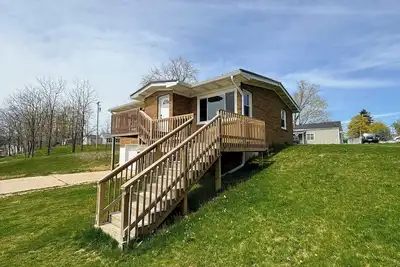 Image de Lakeview Getaway: Steps away from park, public beach and boat launch