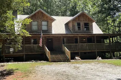 Image de Hilltop Cabin on a Winery Property\n\n