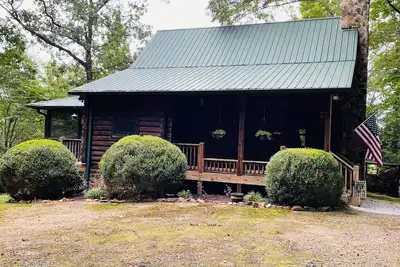 Dog Friendly Secluded Cabin Hideaway in Franklin