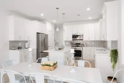 Image de Luxurious Seaside Getaway 2 Blocks to Beach 1 Block to Bay