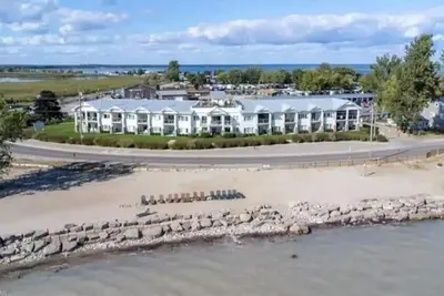 Image de Life's A Beach Luxury Condo!
