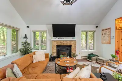 Image de The Après-Alpine by AvantStay | Cozy Modern Cabin w/ Deck