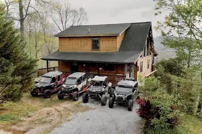 Image de Lazy Bear Cottage-No Cleaning Fees & direct access to Brimstone