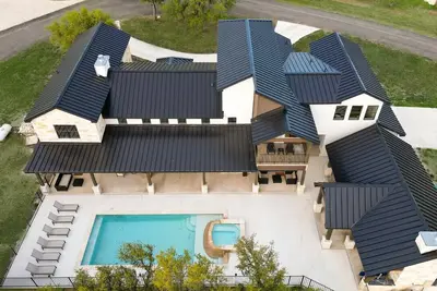 Image de Near Frio~Free Golf~Pool~Hot tub~Two Kitchens~For 28