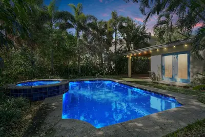 Image de Beautiful House, Heated Pool Hot Tub & Ev Charger!