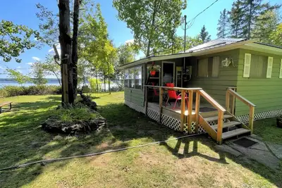 Image de Charming Cottage: Affordable, Accessible, Close to Gta!