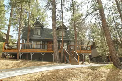 Image de Hunter's House - Hot Tub, Fireplace, Large Deck, Barbecue