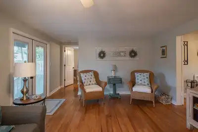 Image de Mid Century Home in the Heart of South Tampa