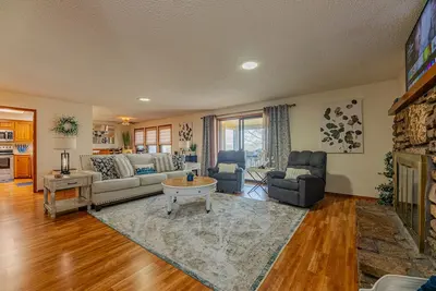 Image de Bluebird Bungalow, Lakeview, . 2 mi to Mtb Trail