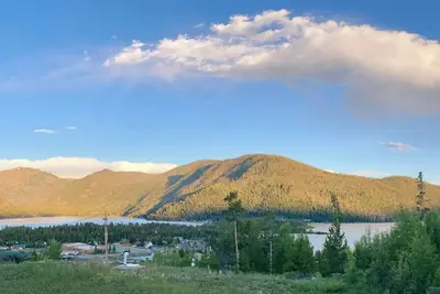 Image de Lula's Lookout - Panoramic Views, Pet Friendly, Covered Deck, Gas Grill, 3 Queen Beds