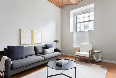 Image de Impeccable Dorchester Lower Mills 2br w/ Gym & W/D, by Blueground