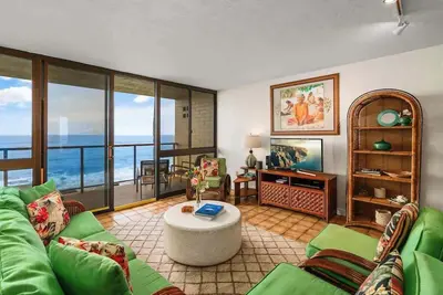 Image de Kuhio Shores 215 Oceanfront, Ac