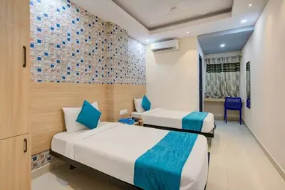 Image de iROOMZ Botanica Luxury Living Space
