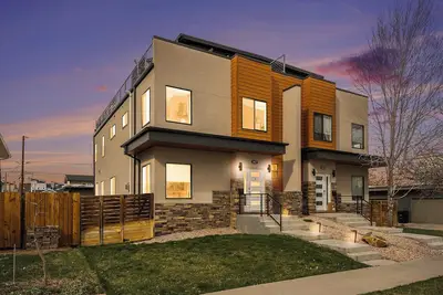 Image de Walk to Broncos Stadium | Hot tub & Rooftop