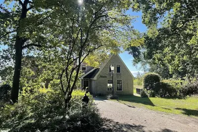 Image de 4 bedroom accommodation in Den Burg