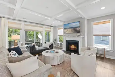 Image de 5br Beauty Near Bethany-Community Pool; Linens