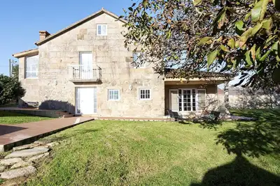 Image de Villa Nigrán (238), with garden near the beach