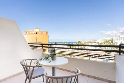 Image de Costa Adeje Beach & Sun Sea View 2