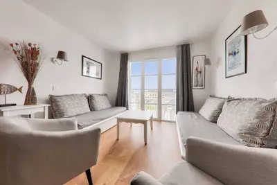 Image de Détente et vue sur le port à Arzon - Piscine