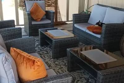 Image de Spacious desert abode ready for you! Centrally located between Bbnp and Davis Mt