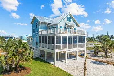 Image de Sol Seeker: Stunning 4 Br Mb Home- Beach Views, Priv. Pool, Designer Finishes!