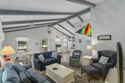 Image de Pet-friendly oceanside home in Nags Head!