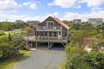 Image de Semi oceanfront home in Salvo w/ beach access just across the street!