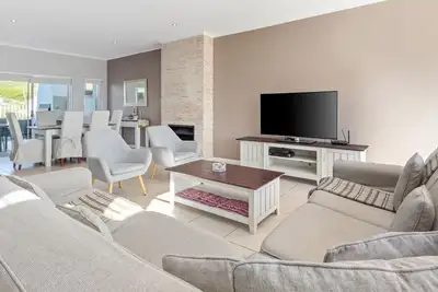 Image de Benguela Beach 24 - Trois Chambres Maison, Couchages 6