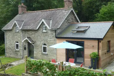 Image de Ty Cam, Abercych - Deux Chambres Gîte, Couchages 4