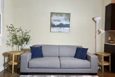 Image de La Luxe Retreat: 1-Bedroom Haven by Beverly Hills