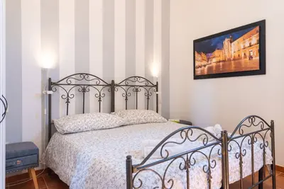 The House of the Moors - Ortigia Central Apartment