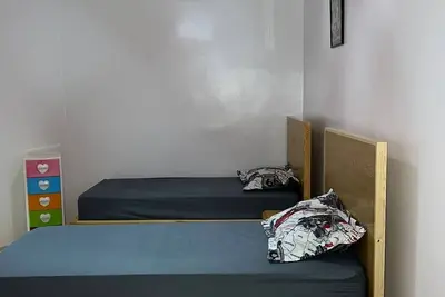 Image de Appartement propre et équipé à louer avec un grand salon marocain