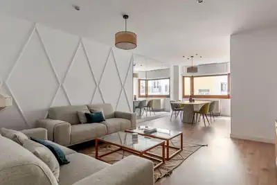 Image de Dreamy Recoletos 2br w/ Pool & Doorman, close to Park, by Blueground