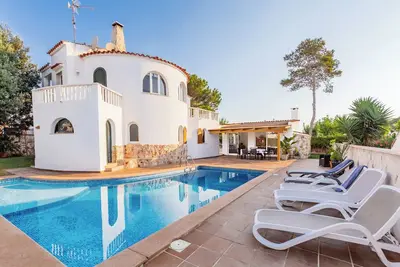 Image de Maison de vacances 'Chalet Es Llossar' avec piscine privée, terrasse privée et Wi-Fi