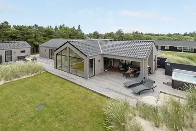 Image de \"Antonette\" - 1. 8km from the sea by Interhome