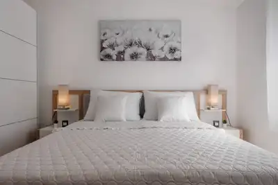 Image de Appartement de deux chambres avec la terrasse Vir (A-22948-a)