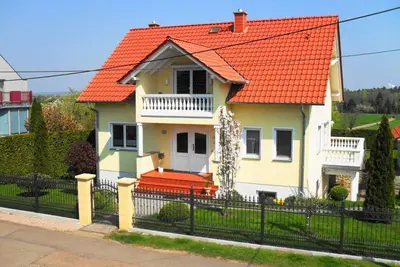 Image de Appartement 'Ferienwohnung Mit Terrasse, Garten' avec terrasse privée, jardin privé et Wi-Fi