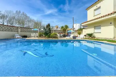 Image de Agréable appartement pour 5 personnes avec piscine, Wifi, climatisation, Tv et terrasse