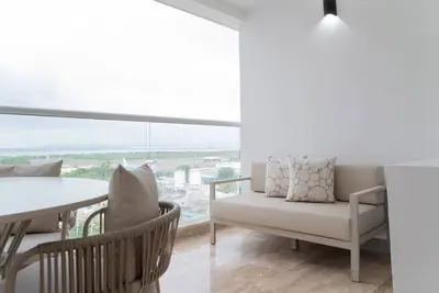 Image de w* | Comfortable Loft w\/ Ocean View in Crespo