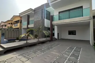 Image de Un concentré d’élégance et de modernité au cœur de Bassam: la villa Amiri.