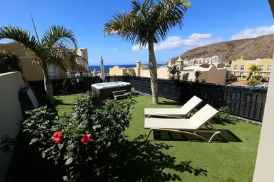 Image de Superbe duplex avec vue mer - jacuzzi, jardin & terrasse privés