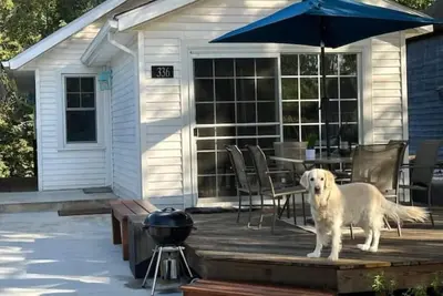 Image de Dog Friendly Beach Cottage within a mile of town and 7 Lake Michigan beaches